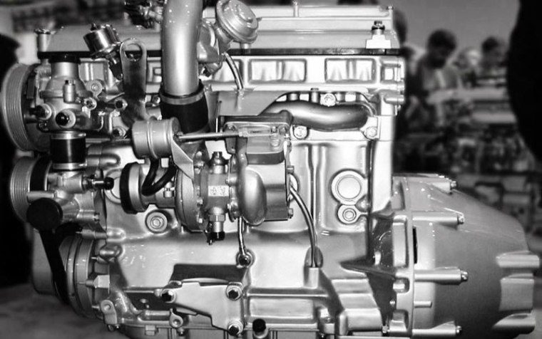 Какой двигатель (желательно от иномарки) подходит к УАЗ-469?